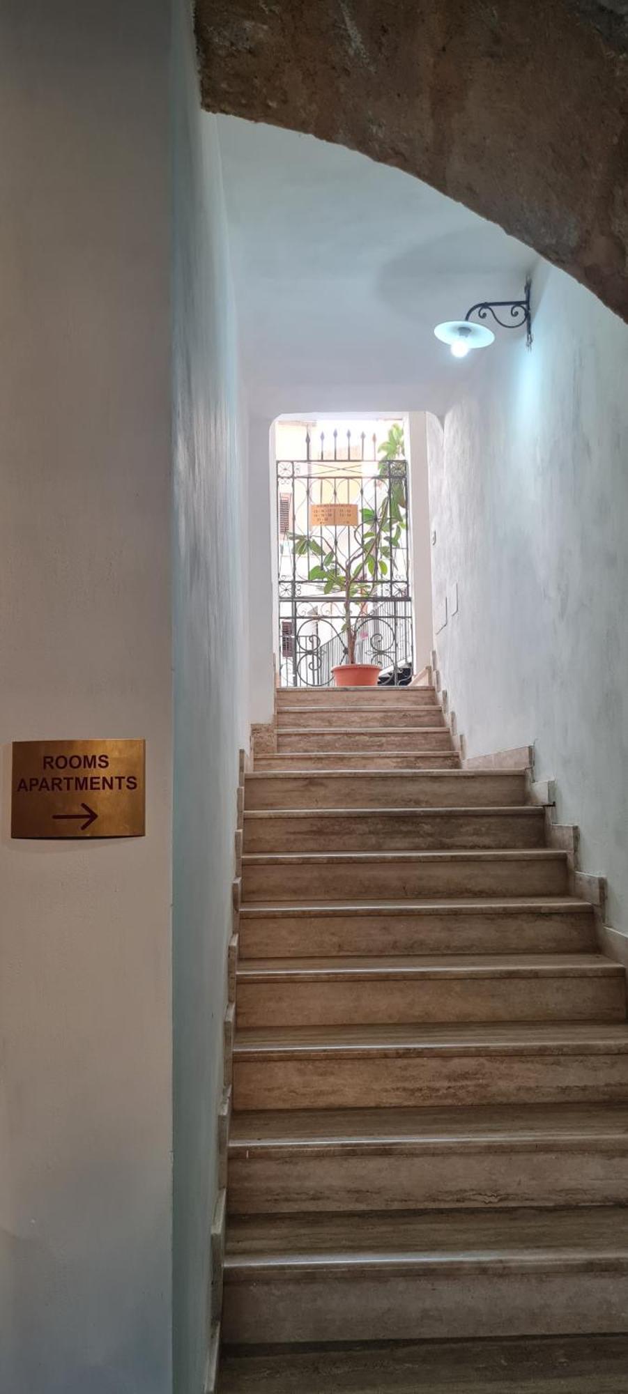 Il Museo Di Teresa Piazza Del Teatro Centrale Agrigento Zewnętrze zdjęcie